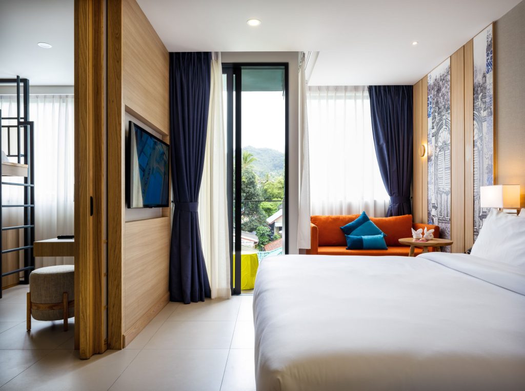Family-Room-2-scaled